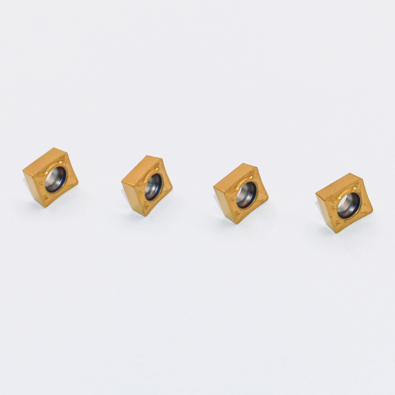 山高高溫合金刀片 內(nèi)孔刀片 CCMT060204-F1 TS2000 瑞典刀片