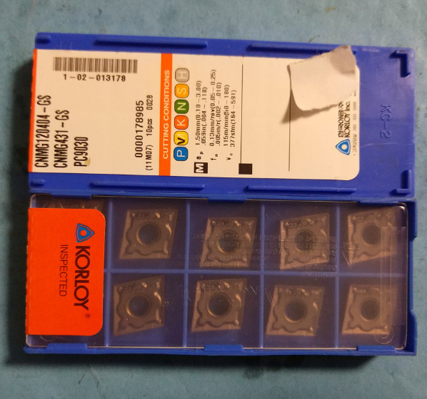 數控刀具批發、加工中心刀具、金屬加工刀具、外圓車刀、內孔車削、切斷刀、切槽刀、端面切槽刀、螺紋車刀、螺紋銑刀、方肩銑刀、面銑刀、高進給銑刀、銑槽、倒角銑削、U鉆、可轉位刀片鉆頭、可換頭鉆頭、硬質合金鉆頭、粗鏜刀具、精鏜刀具、立銑刀、絲錐、鉸刀廠價直銷。